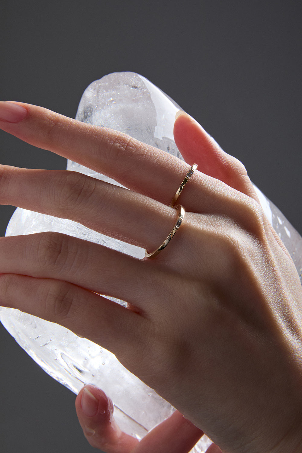 10K SLIM BODY BAGUETTE DIAMOND YELLOW GOLD RING