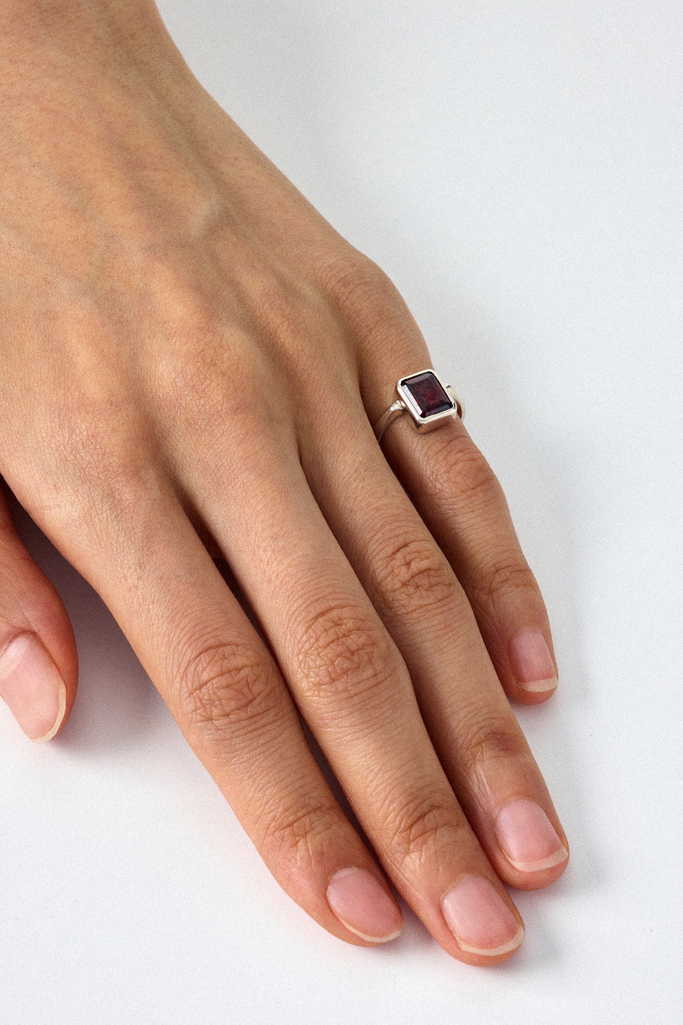 GARNET RING