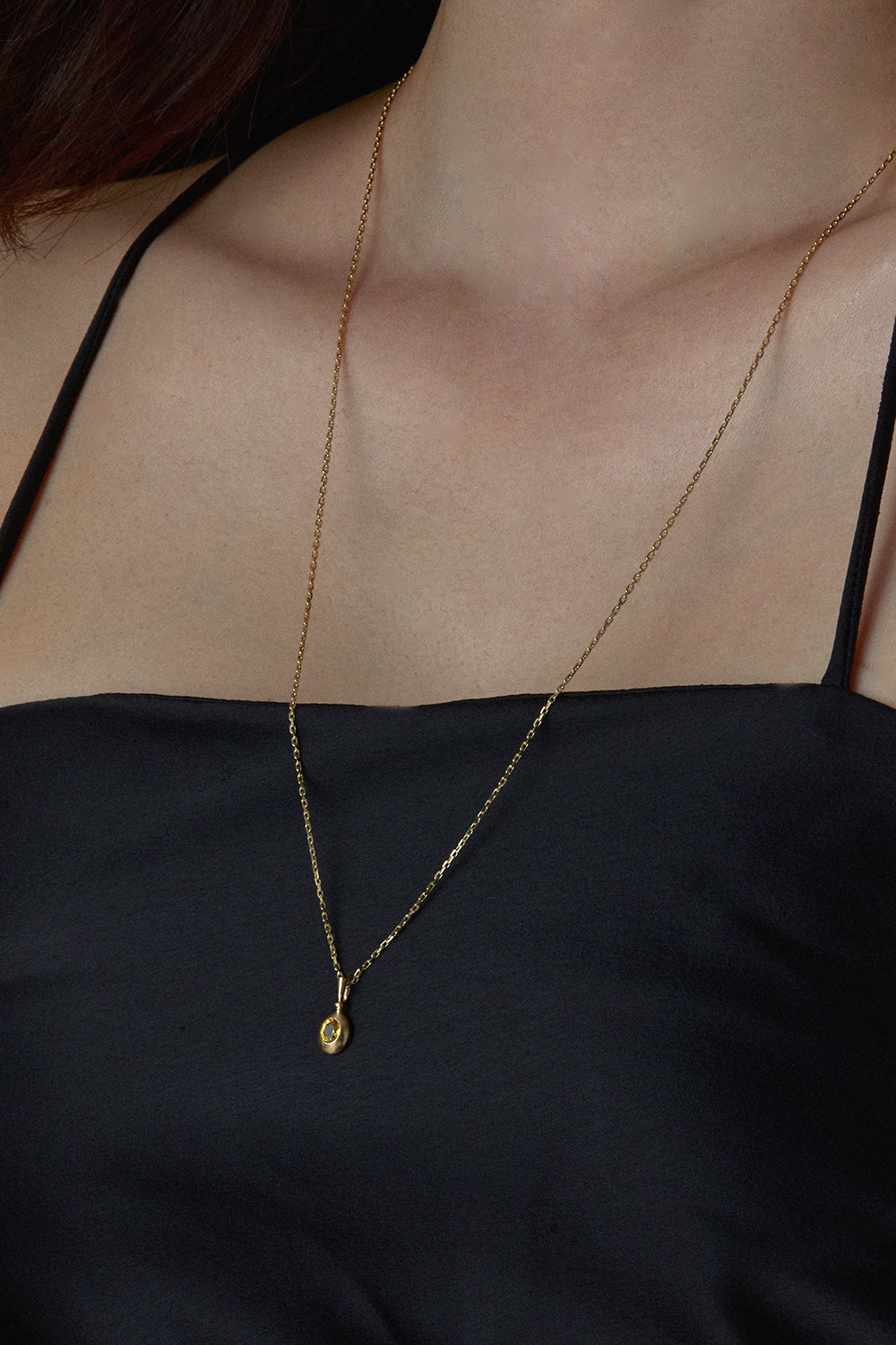 RENAISSANCE OVAL YELLOW SAPPHIRE PENDANT