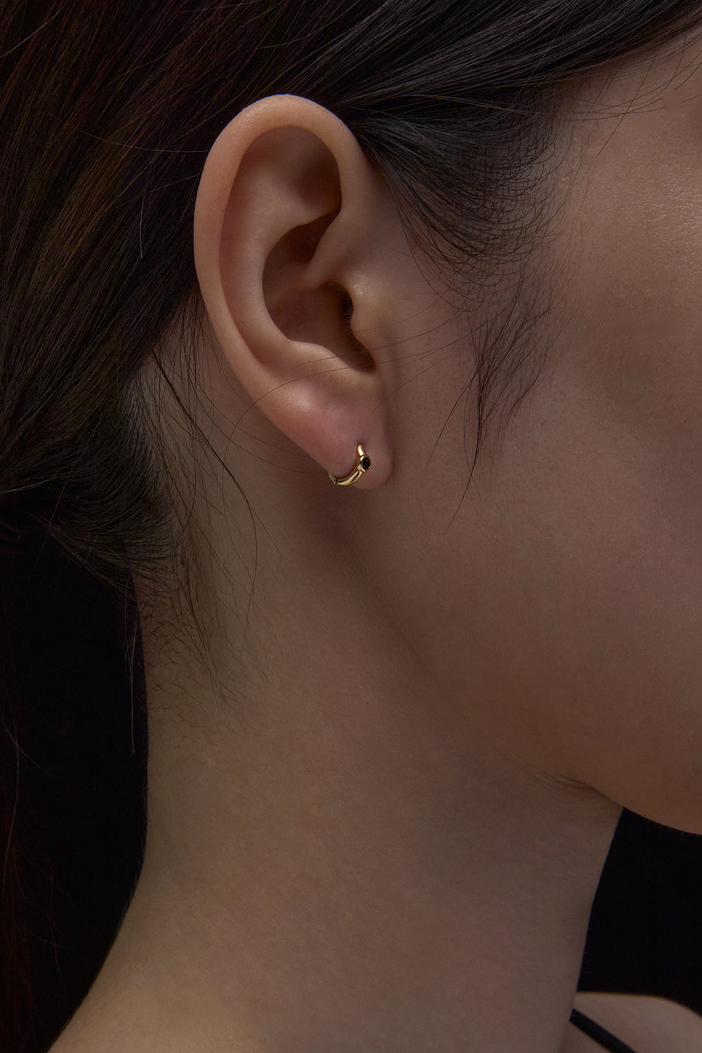 RENAISSANCE BLUE SAPPHIRE ORB HOOPS