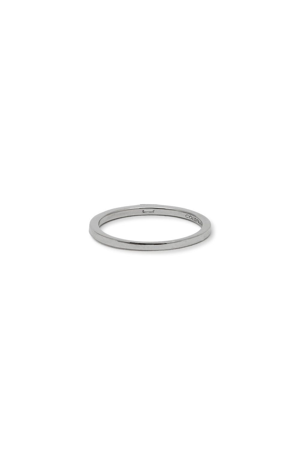 10K SLIM BODY BAGUETTE DIAMOND WHITE GOLD RING