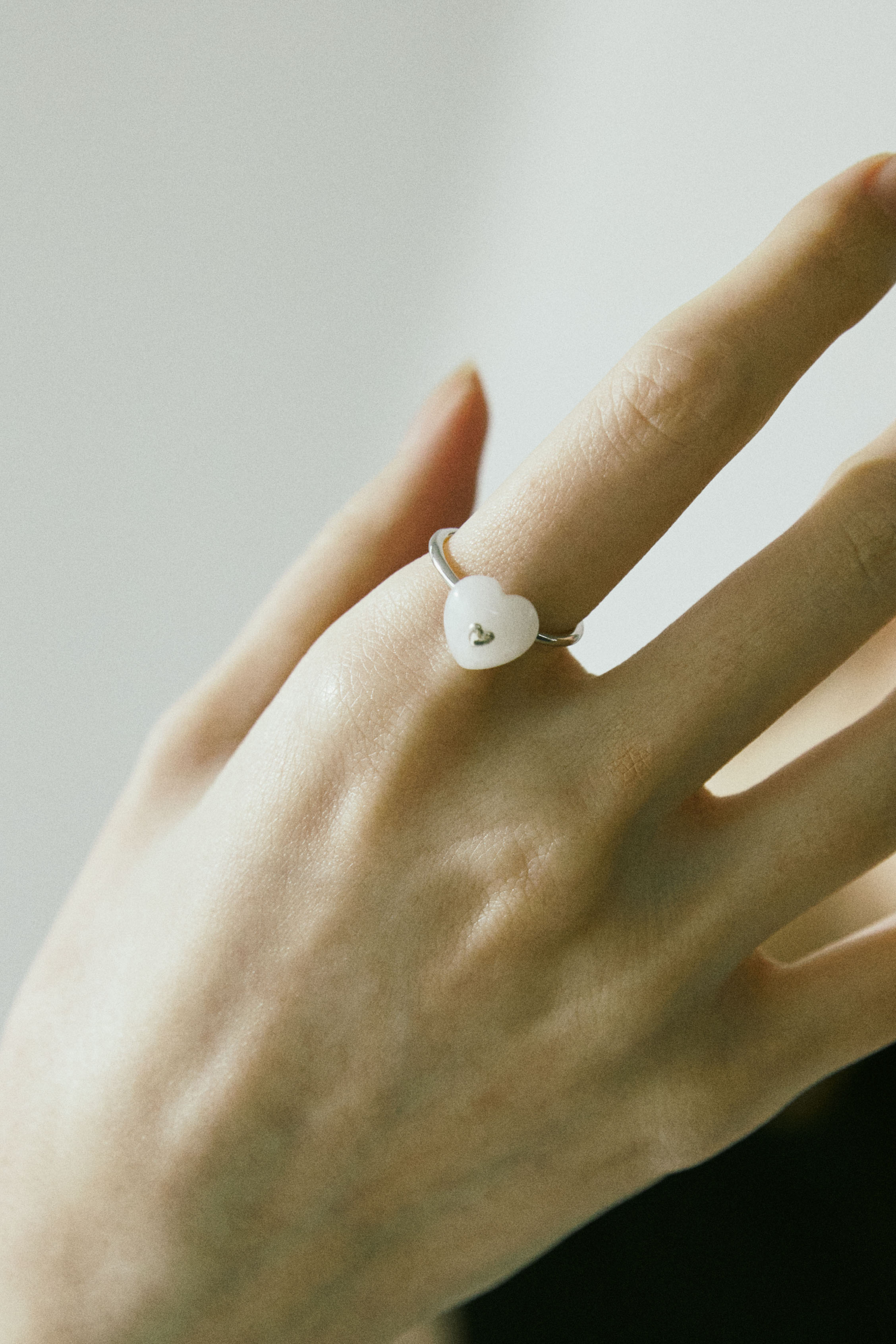 WHITE CANDY RING