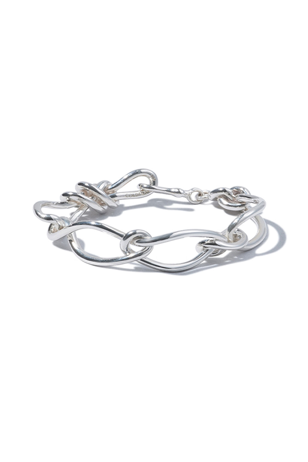 BOLDLY CURVED LOOSE KNOTS BRACELET