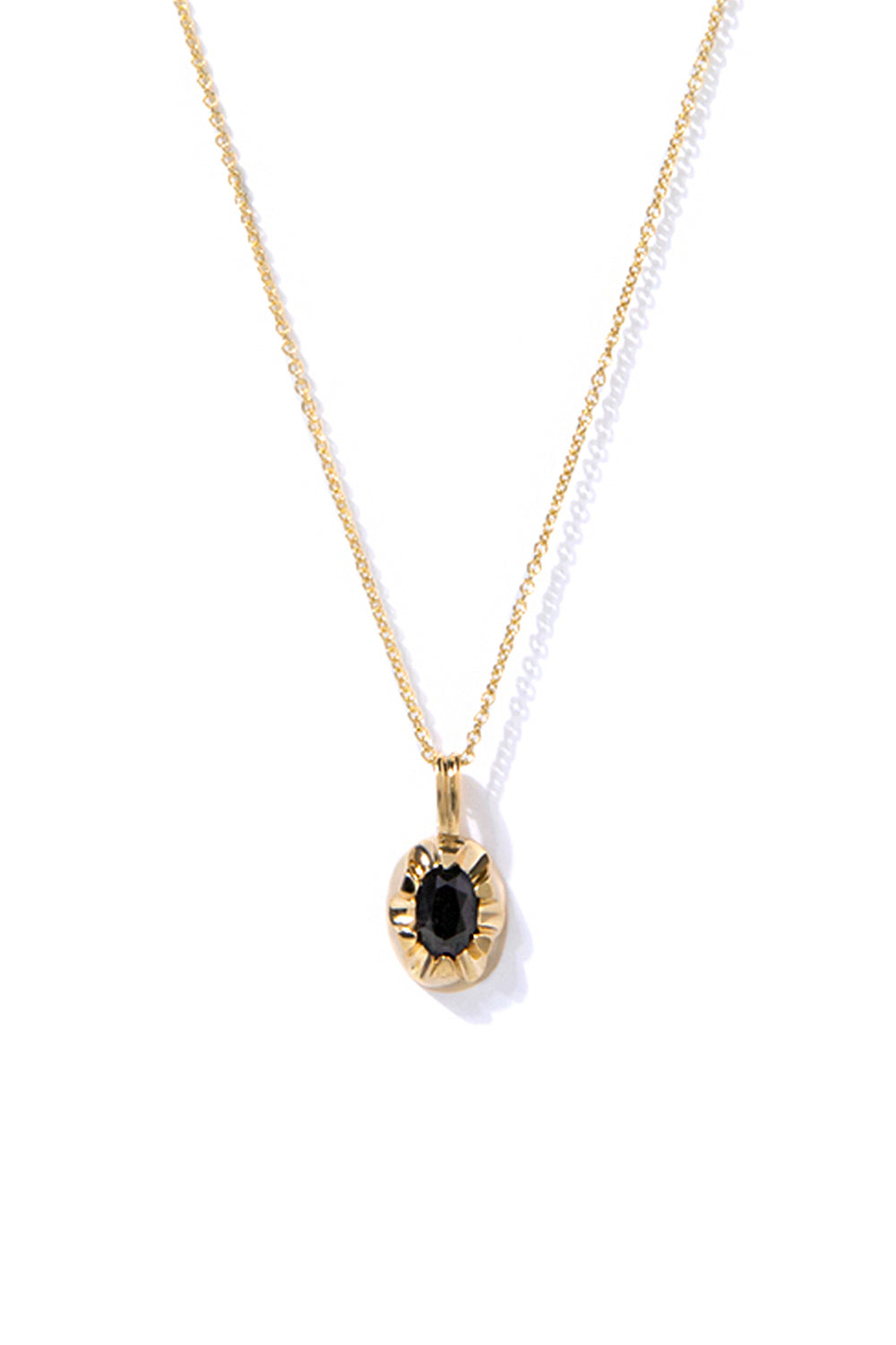 CLAW ONYX GOLD NECKLACE