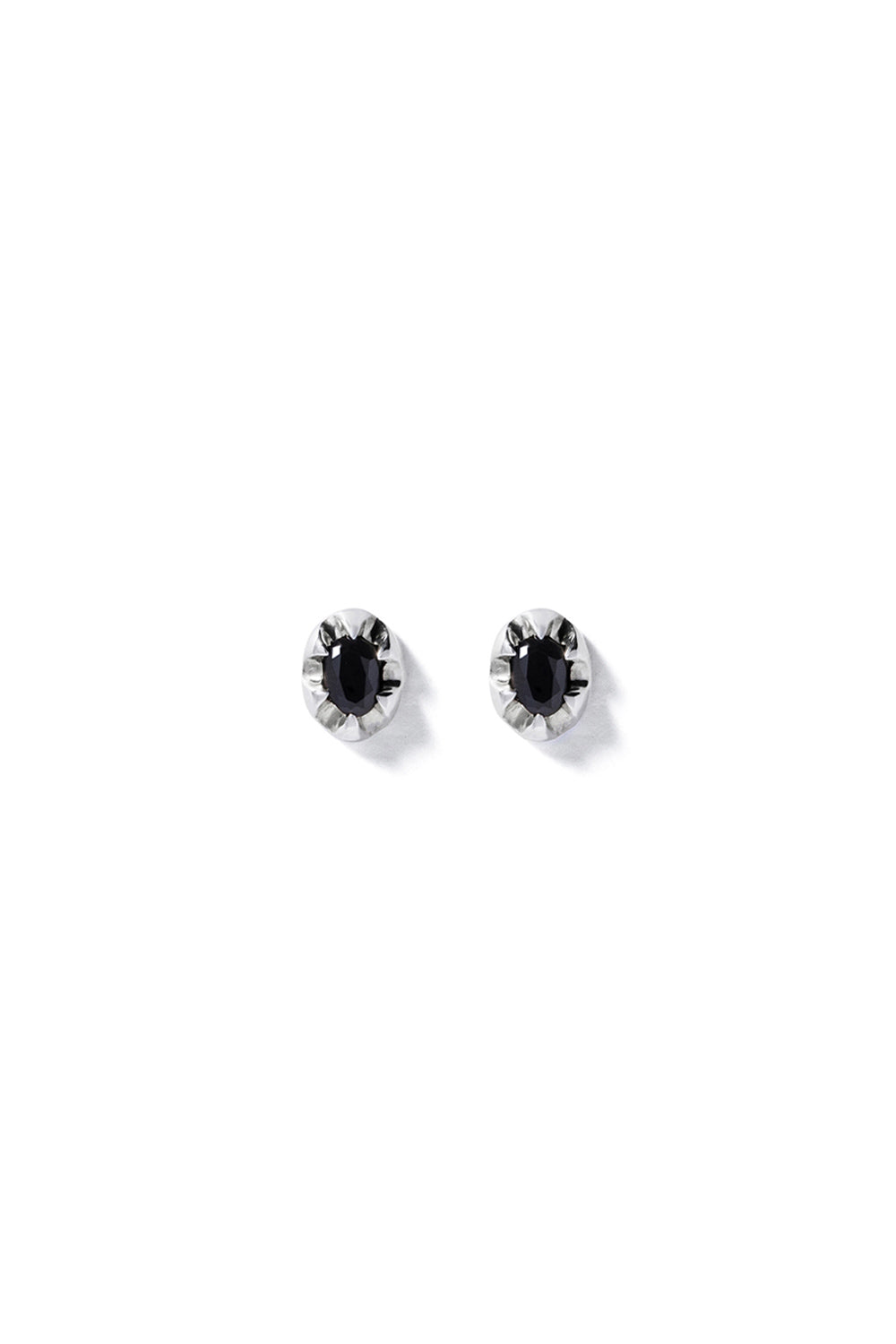 CLAW ONYX SILVER EARRINGS