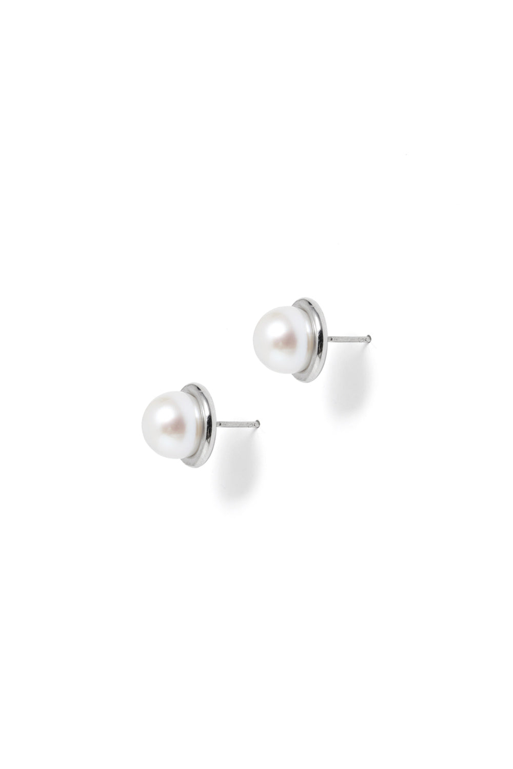 COLD WHITE 8mm PEARL EARRINGS