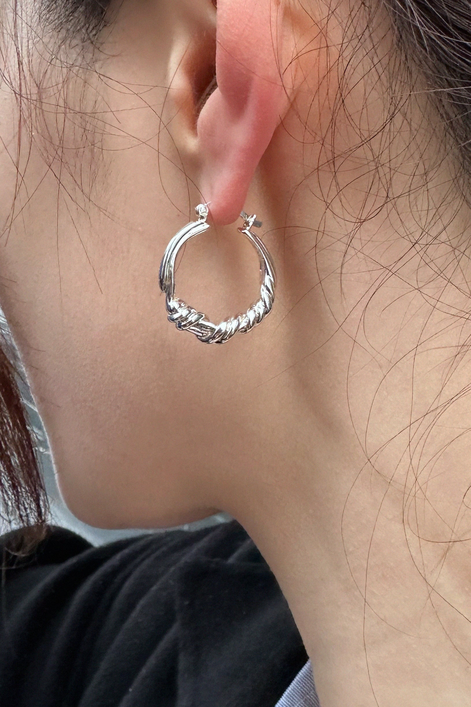 GORDIAN SWEATER SILVER HOOPS - COLDFRAME