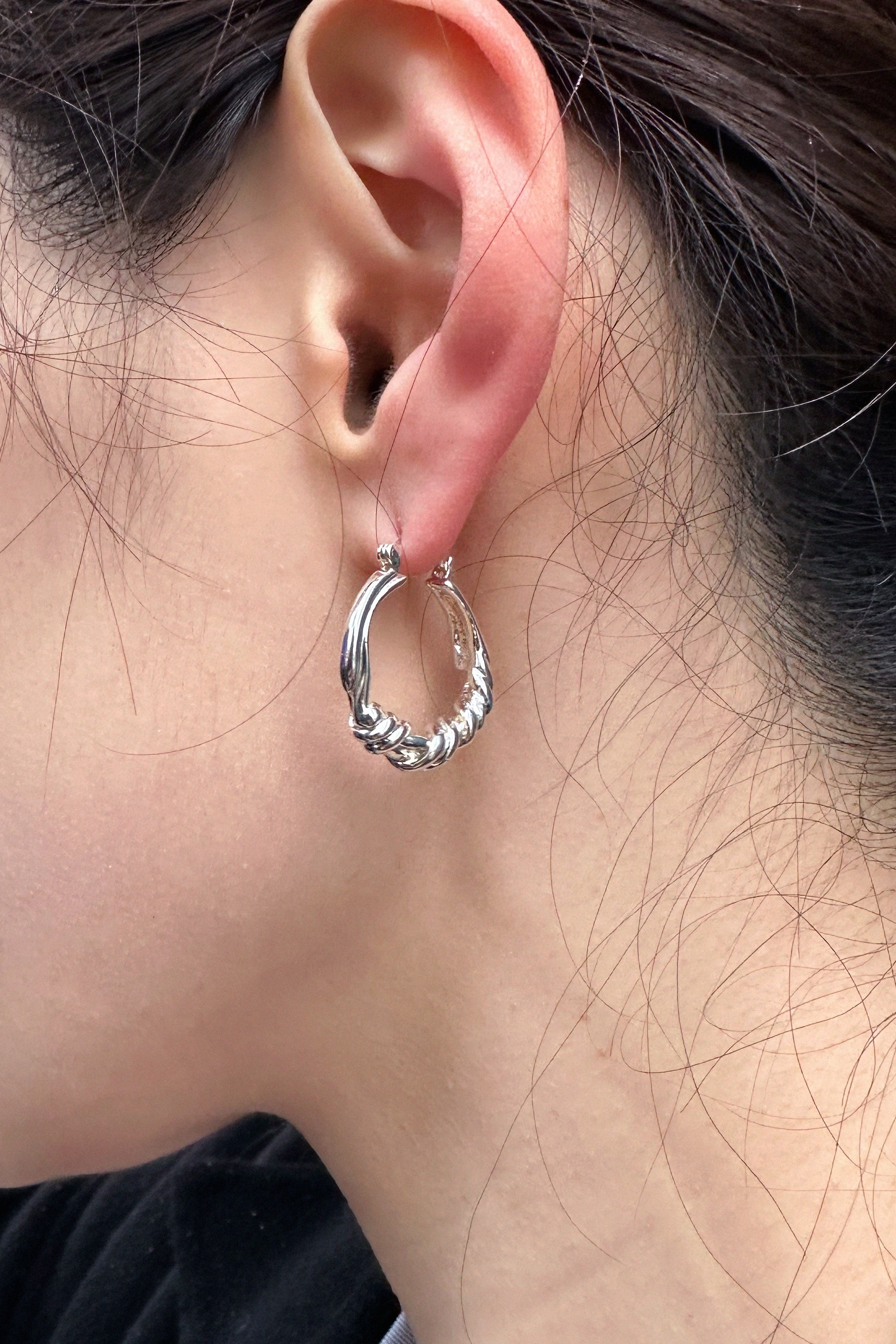 GORDIAN SWEATER SILVER HOOPS - COLDFRAME