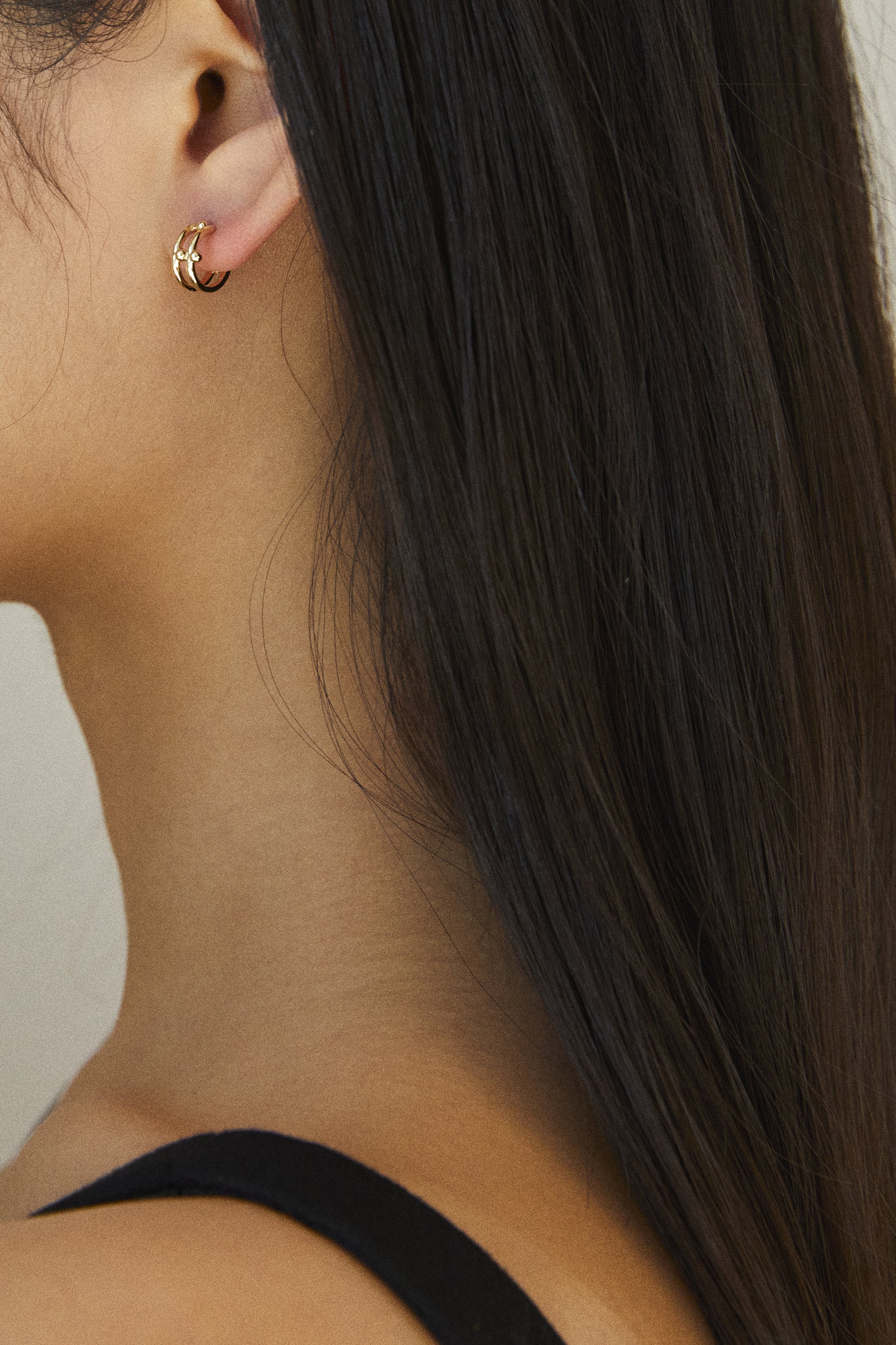 GOLD MINI PERFECTION EARRINGS