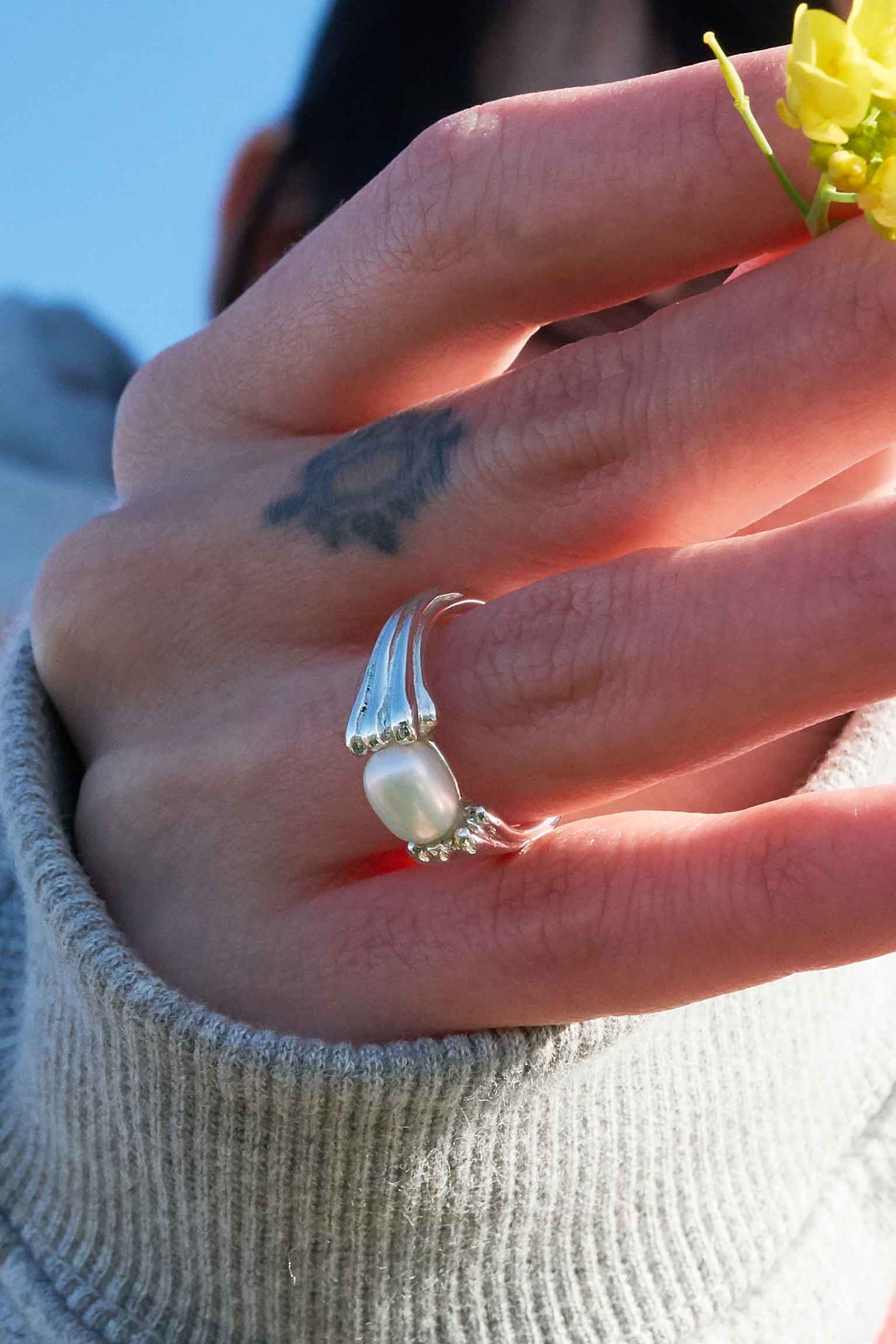 NATURA BIANCO PEARL RING