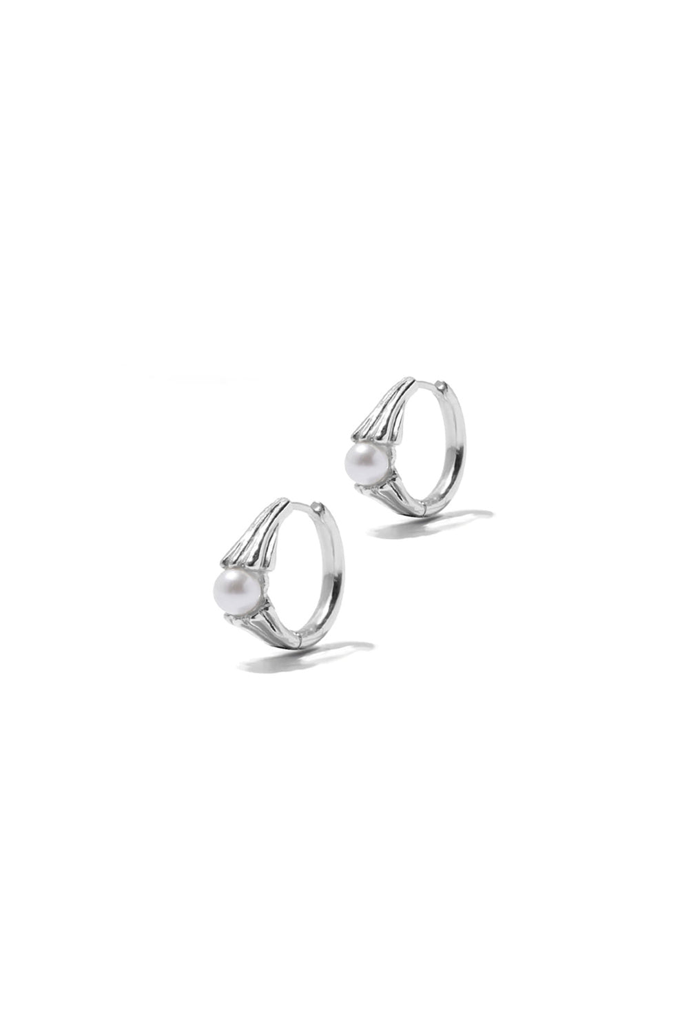 NATURA BIANCO PEARL HOOPS