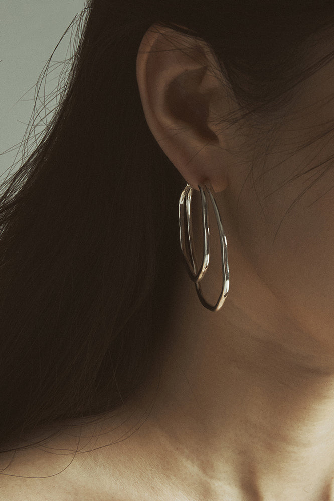 NEW LUX C-HOOP EARRINGS - COLDFRAME