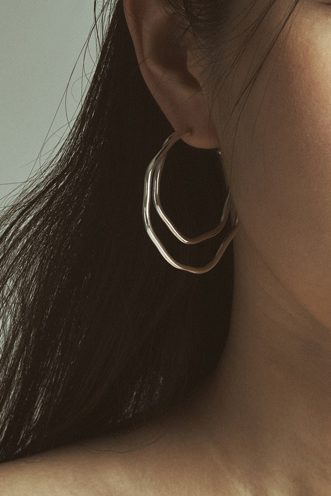 NEW LUX C-HOOP EARRINGS - COLDFRAME