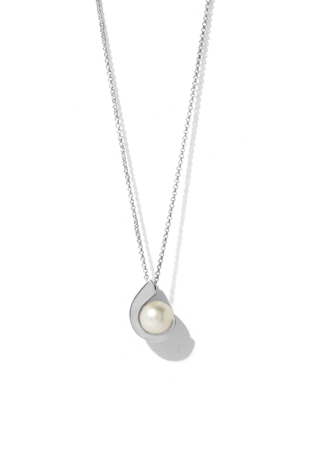 PERFECT SHAPED PEARL NECKLACE