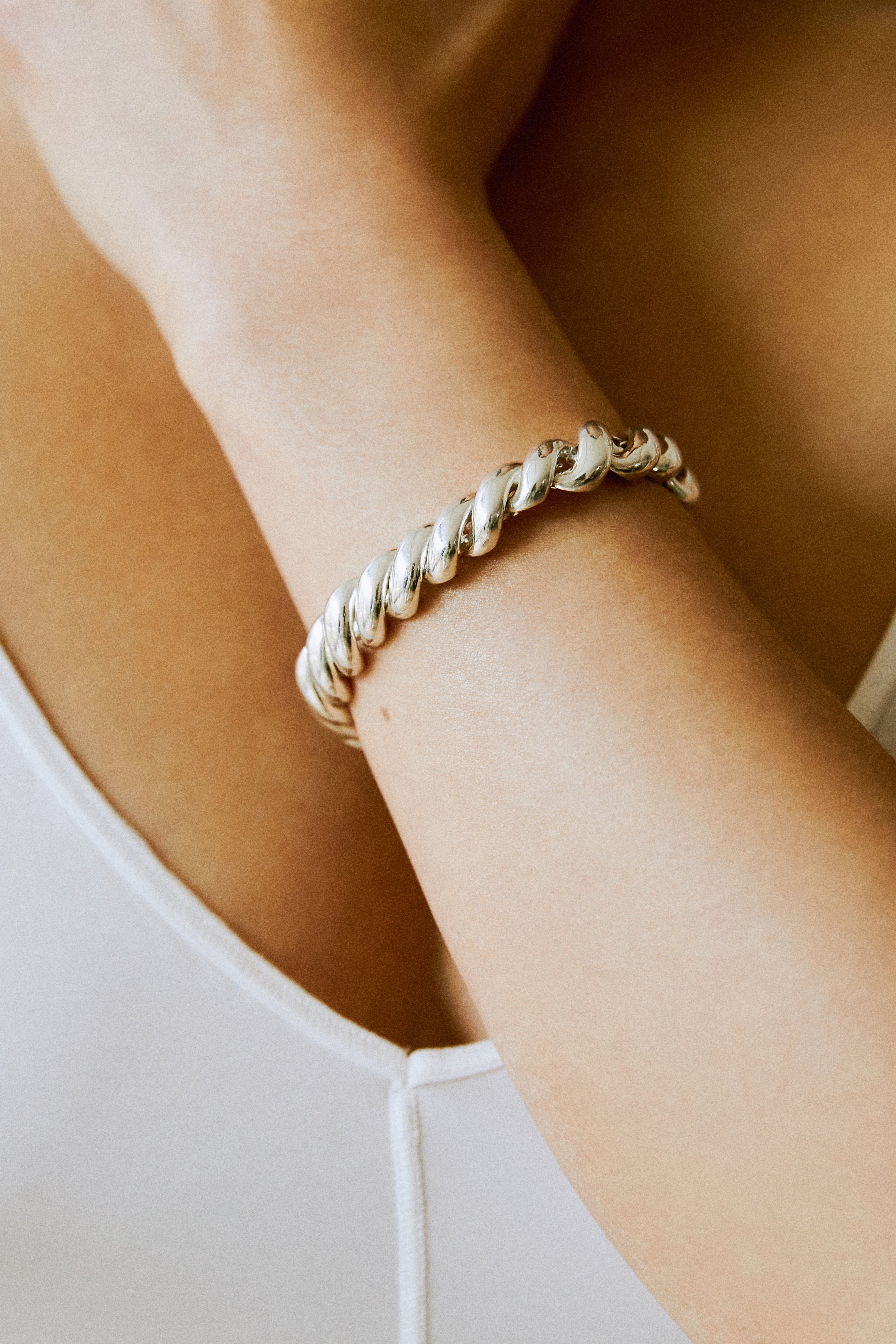 ROPE TWIST BRACELET