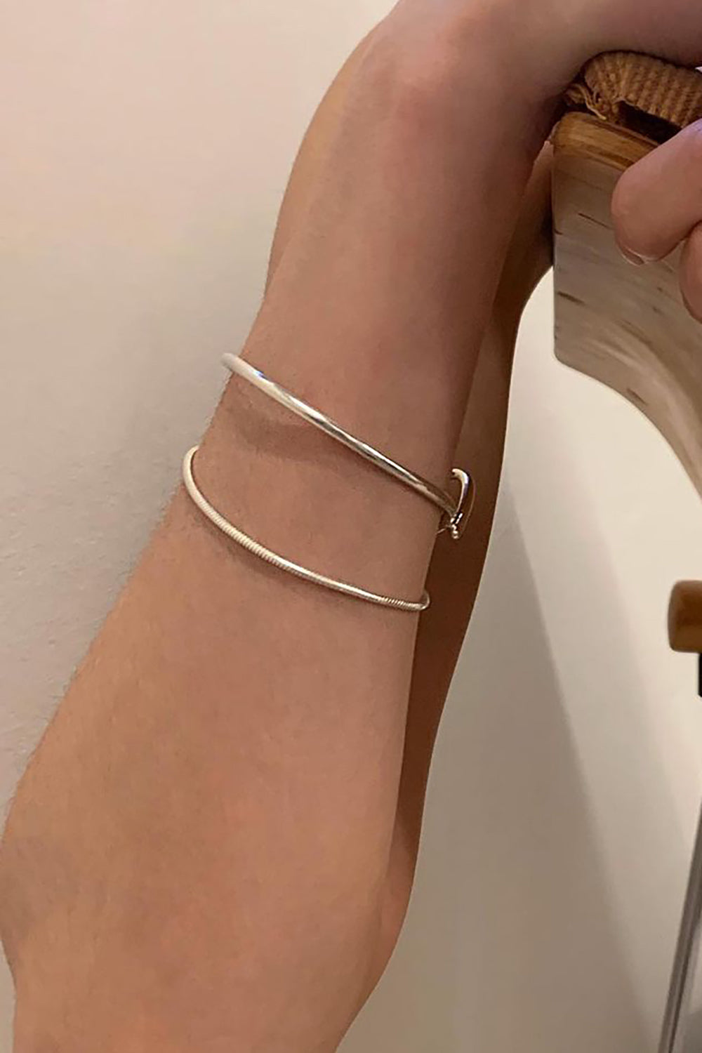 STRAPPY BRACELET IN SILVER